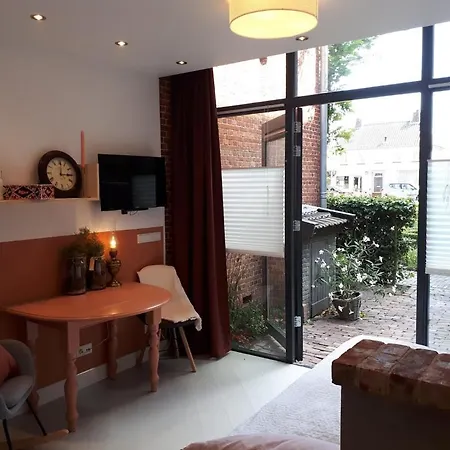 Het Gindrahuis Bed & Breakfast